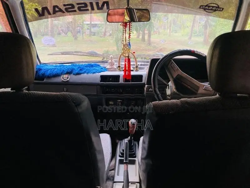 Nissan Sunny 1984