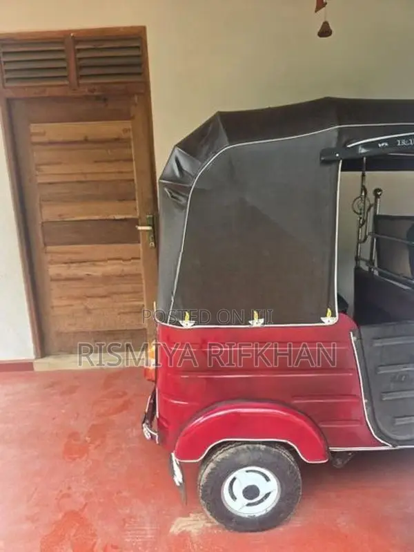 Bajaj RE 1994