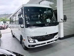 Mitsubishi FUSO 2024