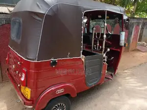 Bajaj RE 2005