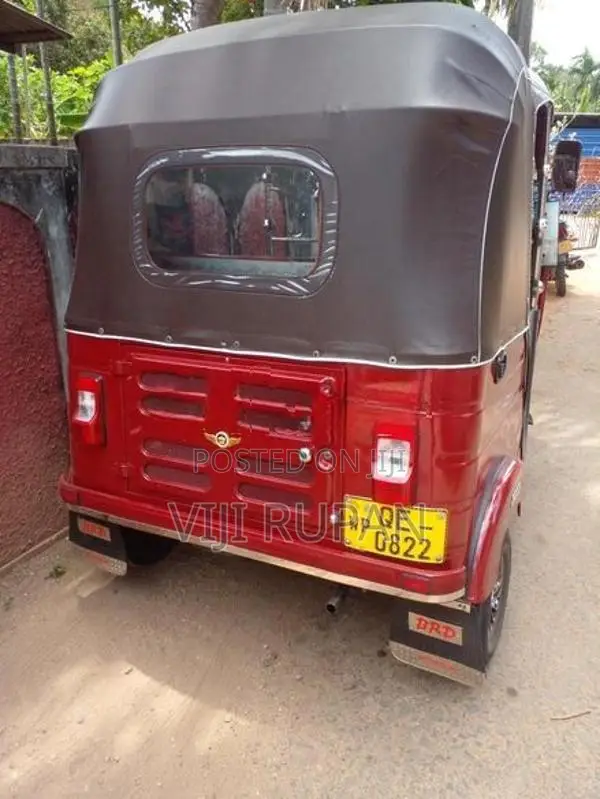 Bajaj RE 2005