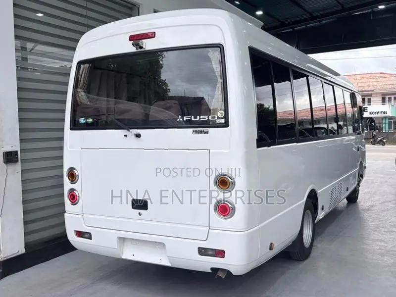 Mitsubishi FUSO 2024