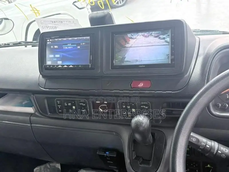 Mitsubishi FUSO 2024