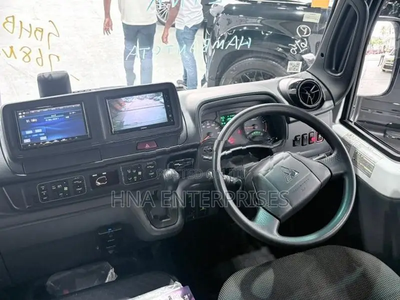 Mitsubishi FUSO 2024