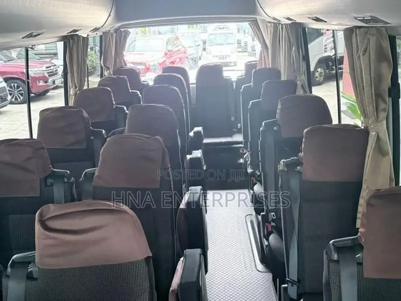 Mitsubishi FUSO 2024
