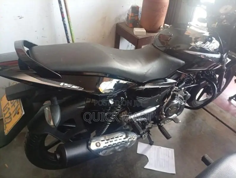 Bajaj Pulsar 150 2018