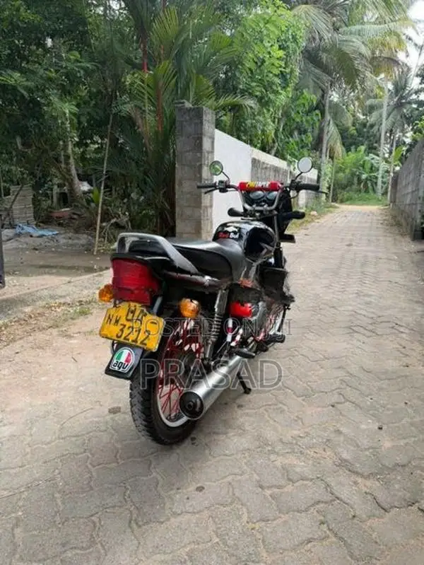 Bajaj CT100 2008