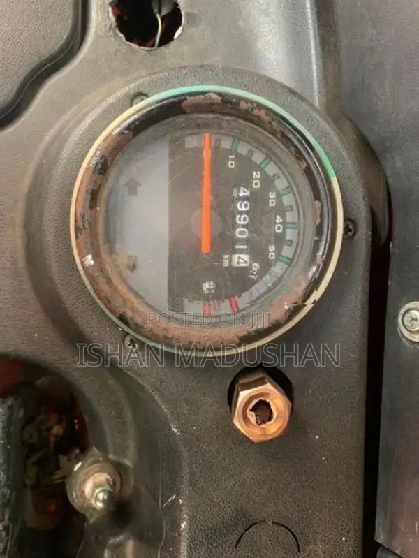 Bajaj RE 2015