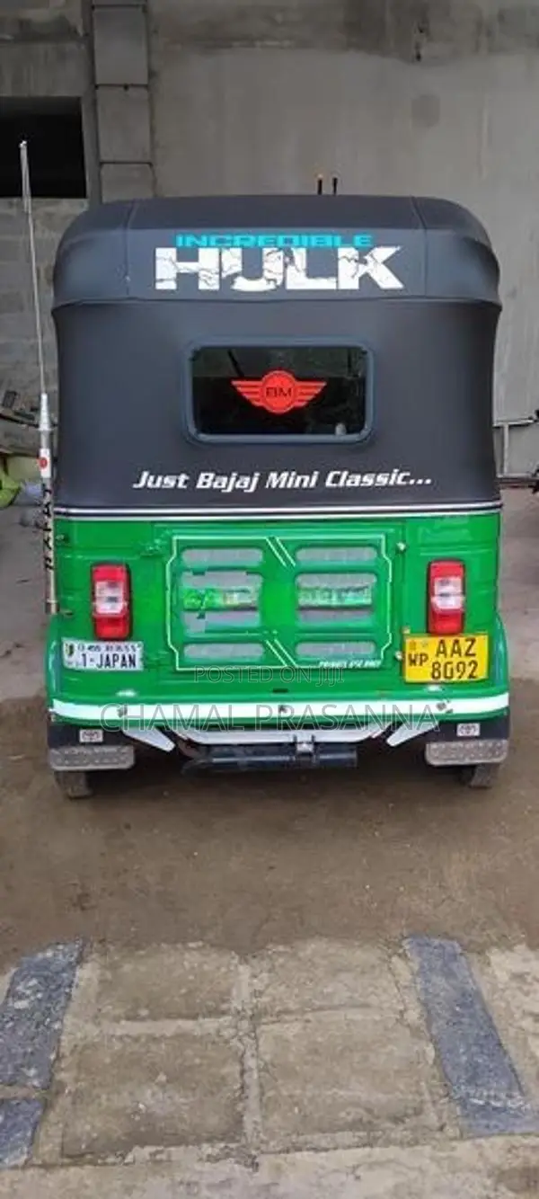Bajaj RE 2014