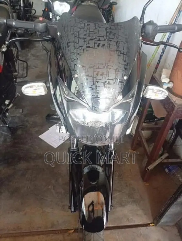 Bajaj Pulsar 150 2018