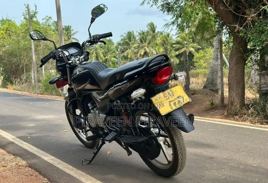 Bajaj Platina 100 2019