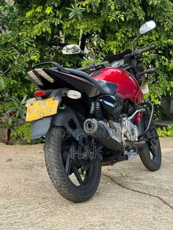 Bajaj Pulsar 150 2012