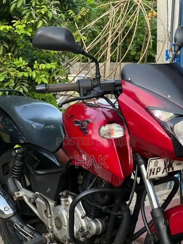 Bajaj Pulsar 150 2012