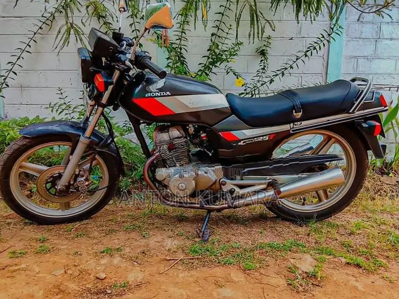 Honda CB 125 1999