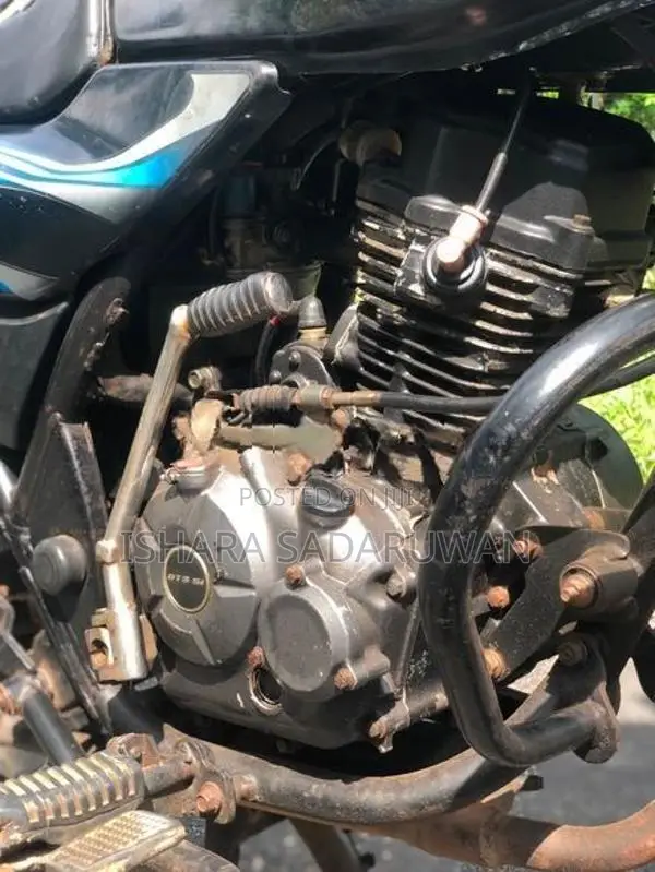Bajaj Discover 100 2011
