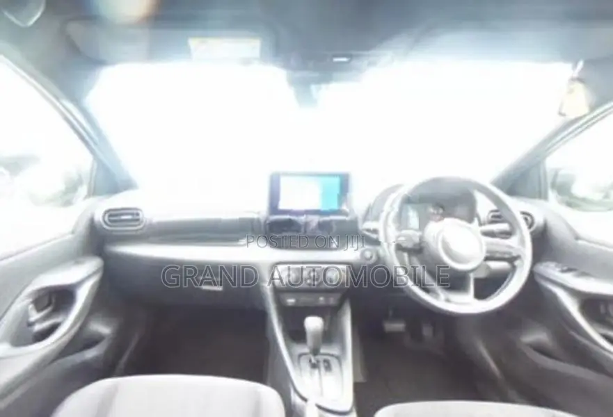 Toyota Yaris X Grade 2024