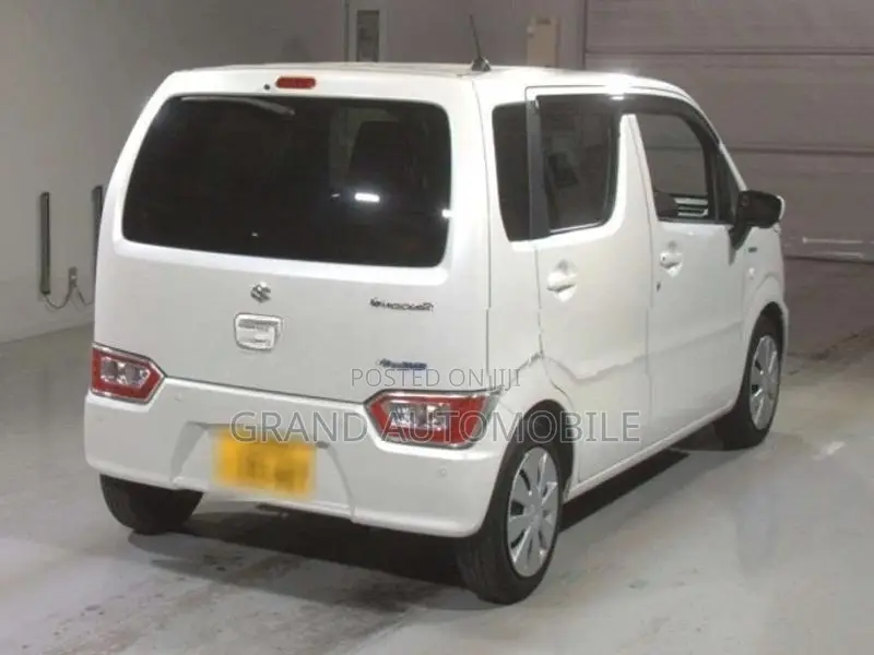 Suzuki Wagon R FX Hubrid 2025