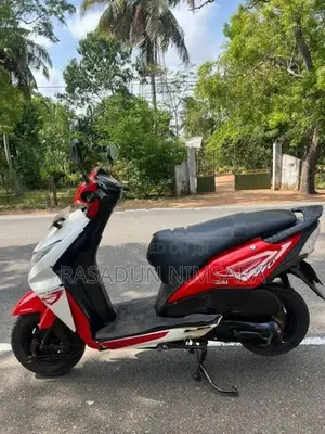 Honda Dio 2017