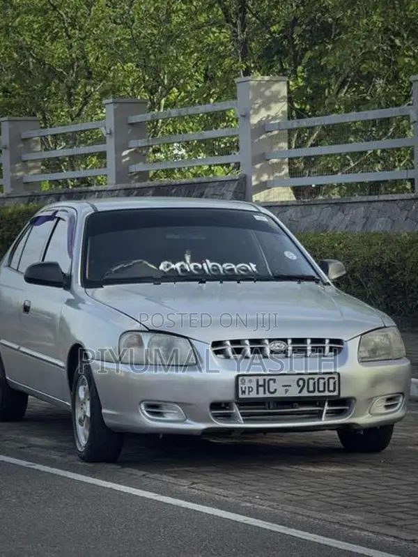 Hyundai Accent 2001