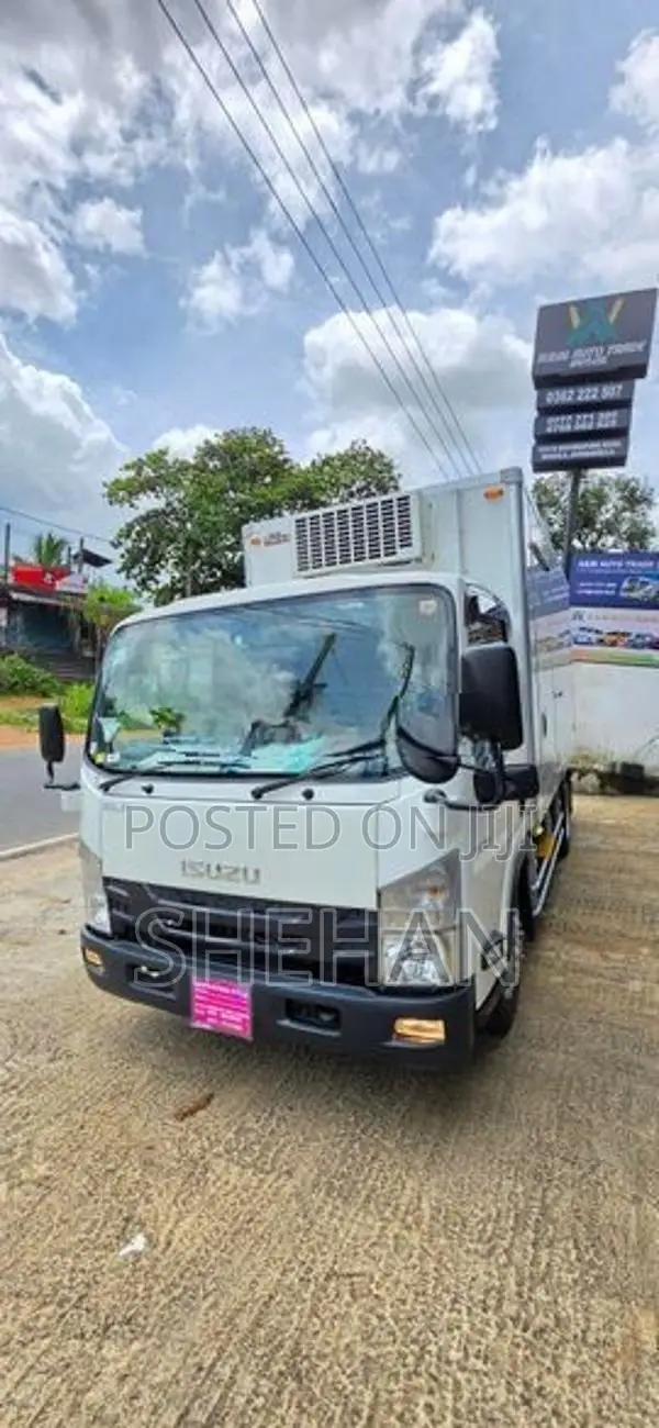 Isuzu Elf Freezer 14.5 2018