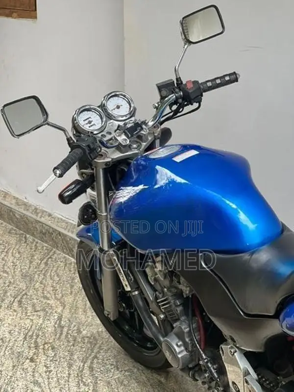 Honda Hornet 2015