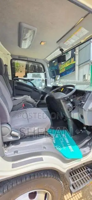 Isuzu Elf Freezer 14.5 2018
