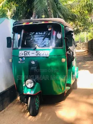 Bajaj RE 2005