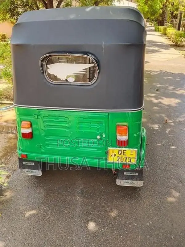 Bajaj RE 2006