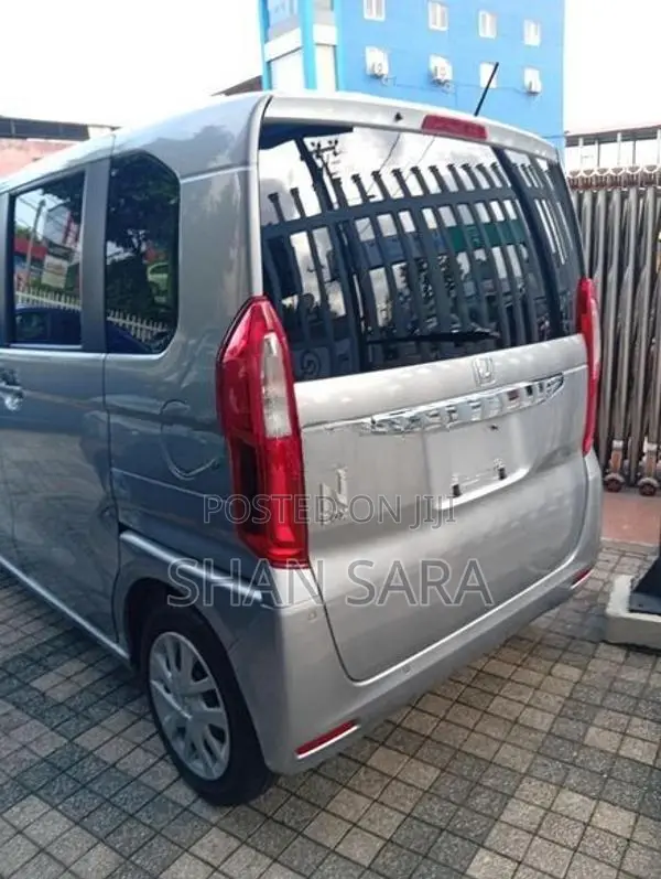 Honda N-Box G 2023