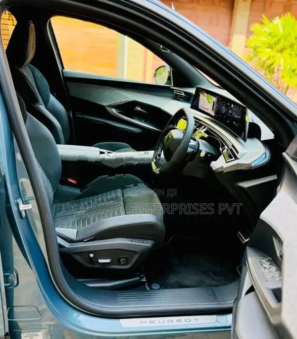 Peugeot 5008 Premium GTLine Loade 2025