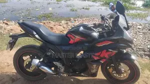 Suzuki Gixxer SF 2016
