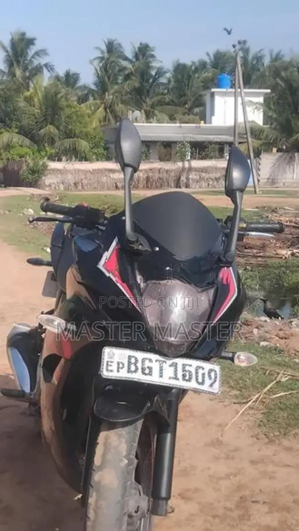 Suzuki Gixxer SF 2016