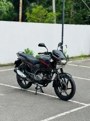 Bajaj Pulsar 150 2017
