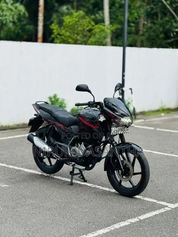 Bajaj Pulsar 150 2017