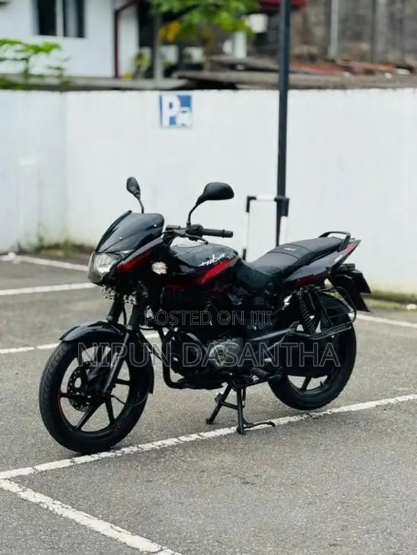 Bajaj Pulsar 150 2017