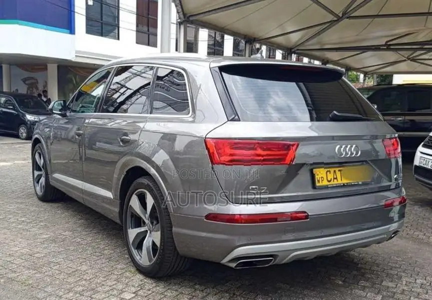 Audi Q7 2016