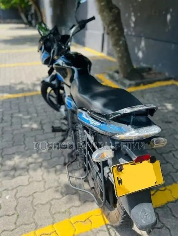 Bajaj Discover 100 2013