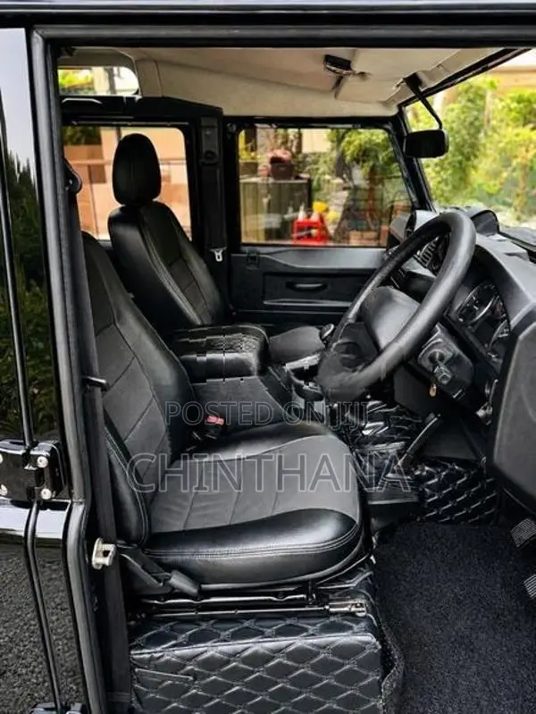 Land Rover Defender 110 Puma 2014