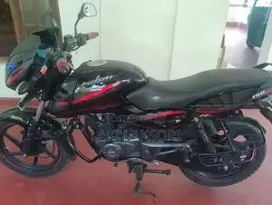Bajaj Pulsar 150 bgj0585 2017
