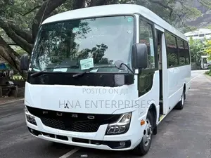 Mitsubishi Rosa 2024