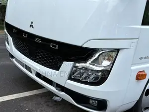 Mitsubishi Rosa 2024
