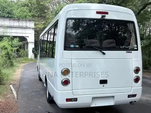 Mitsubishi Rosa 2024