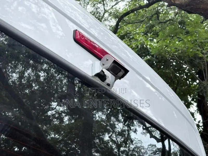 Mitsubishi Rosa 2024