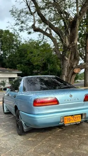 Nissan Presea 1993