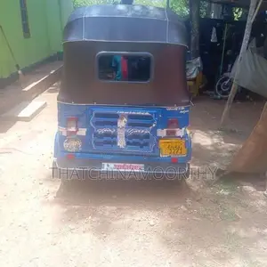 Bajaj RE 2012