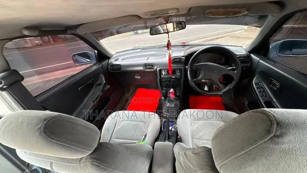 Nissan Presea 1993