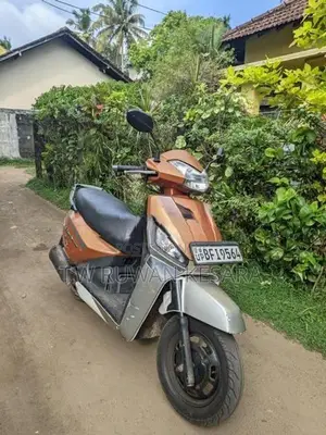Mahindra Gusto 125 2017