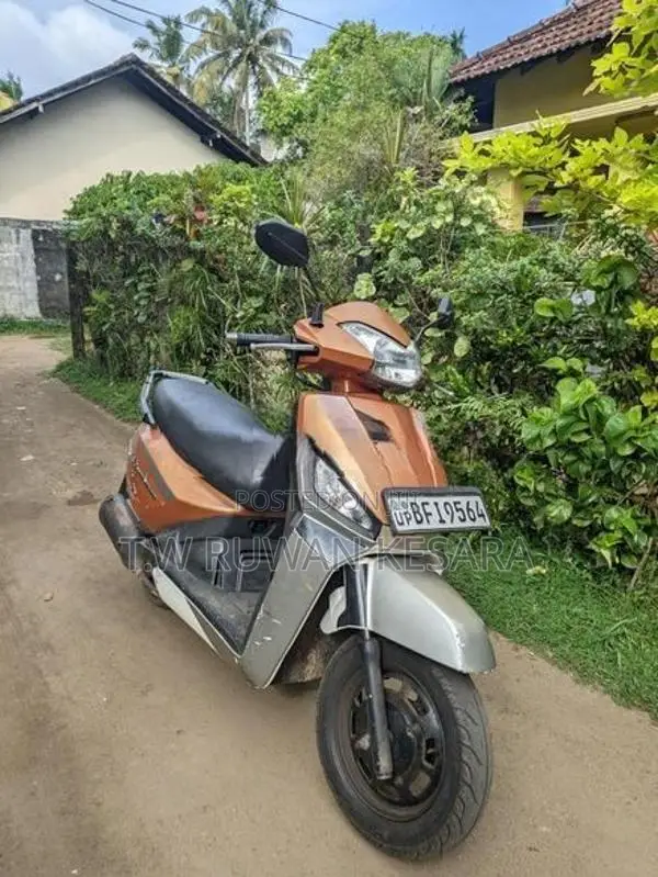 Mahindra Gusto 125 2017