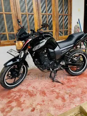 Yamaha FZ 1 v1 2011