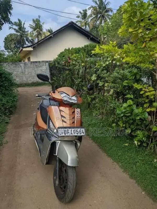 Mahindra Gusto 125 2017